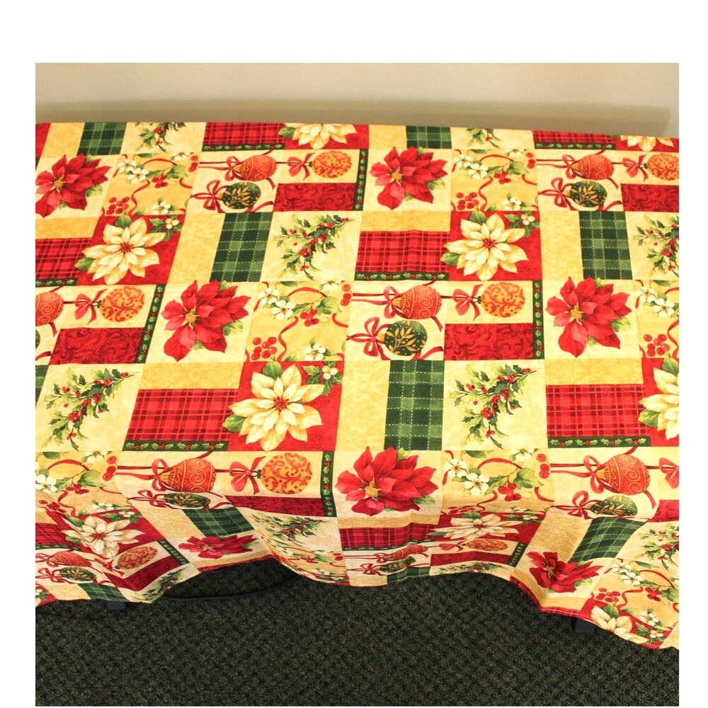 Christmas Tablecloth Red Green Patchwork Country Floral Ornaments 70x42